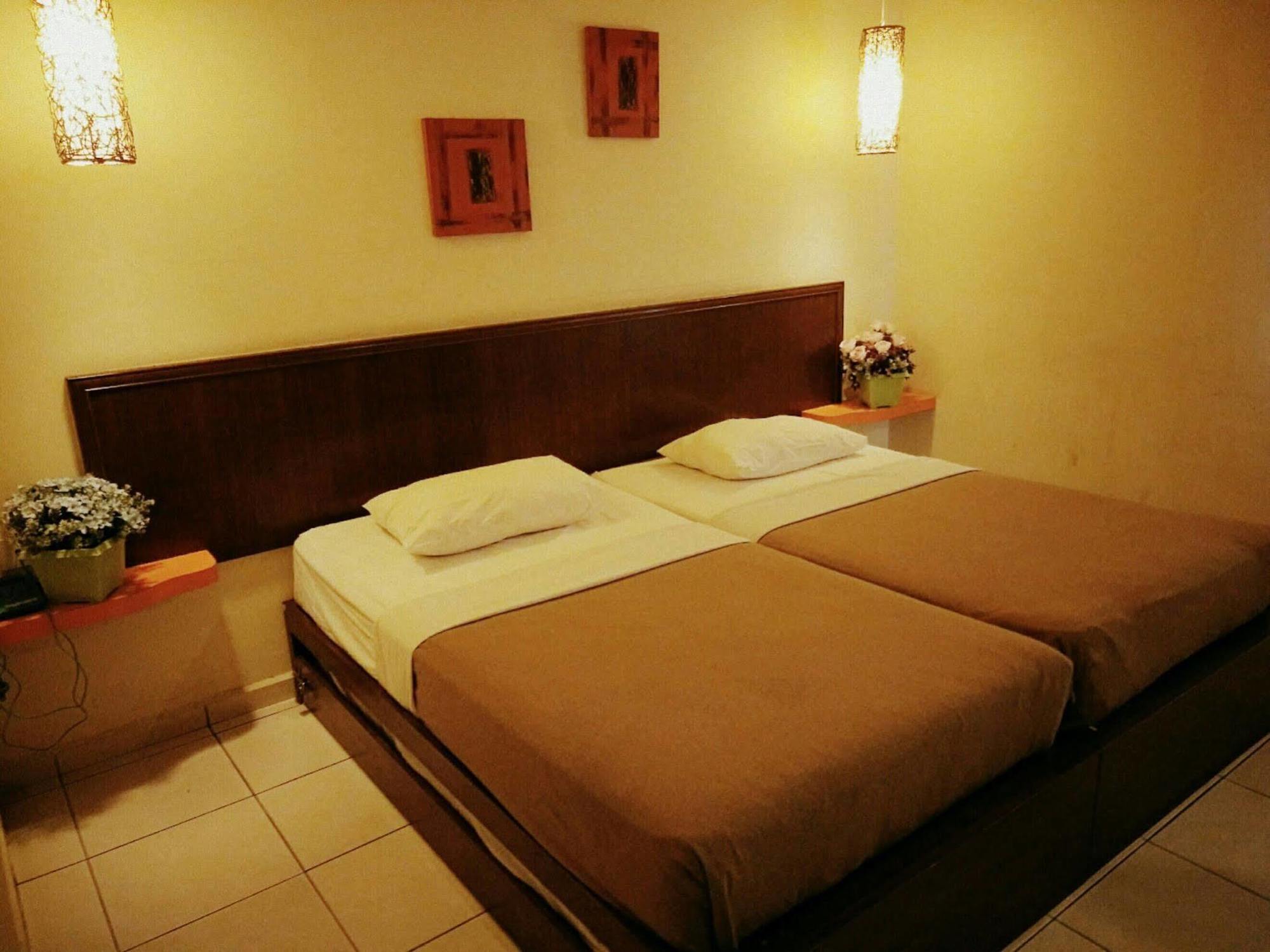 Newbridge Hotel Malacca Kültér fotó